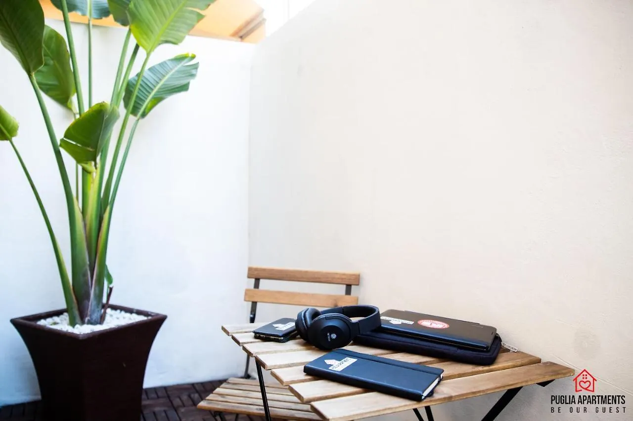 Casa Creanza - Puglia Apartments Bari 0*,  Itálie